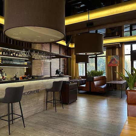 Hotel Atmosphere โปลตาวา ภายนอก รูปภาพ